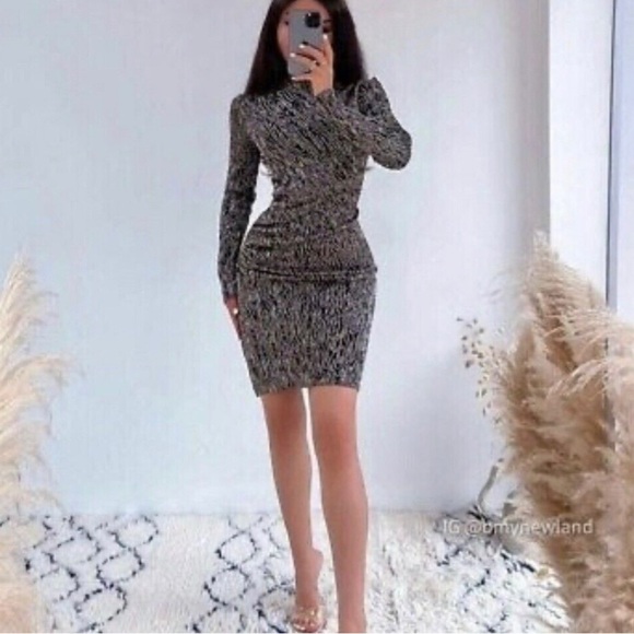 Zara BLOGGERS FAVORITE knit mini dress with gold metallic threads - Picture 8 of 8